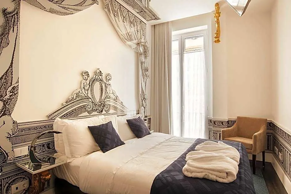 Teatro Boutique Rooms & Suites-1
